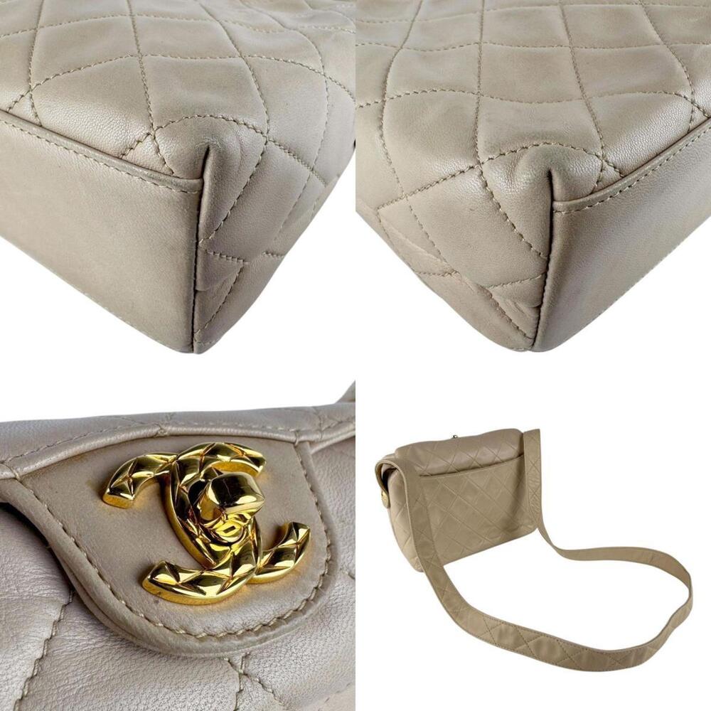 CHANEL Cream Shoulder Bag - Picture 4 of 5